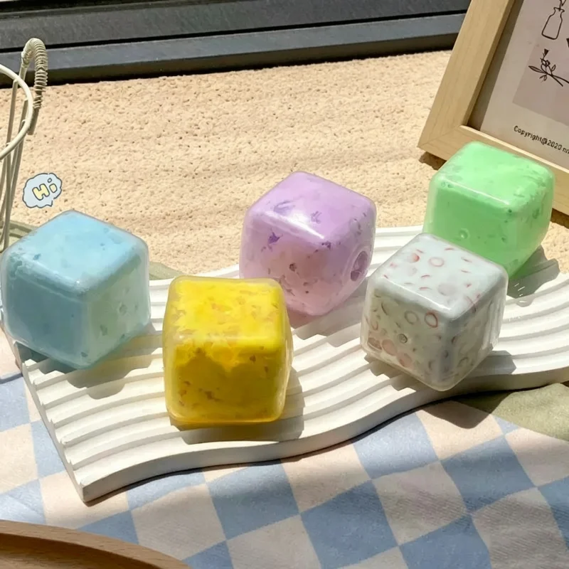 Блок-фигурка из глины в форме  – обзор и цена Fidget Cube Original